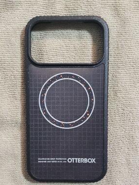 Grippy Phone Case for iPhone 17 Pro Max 6.9" - Midnight Circuit 
